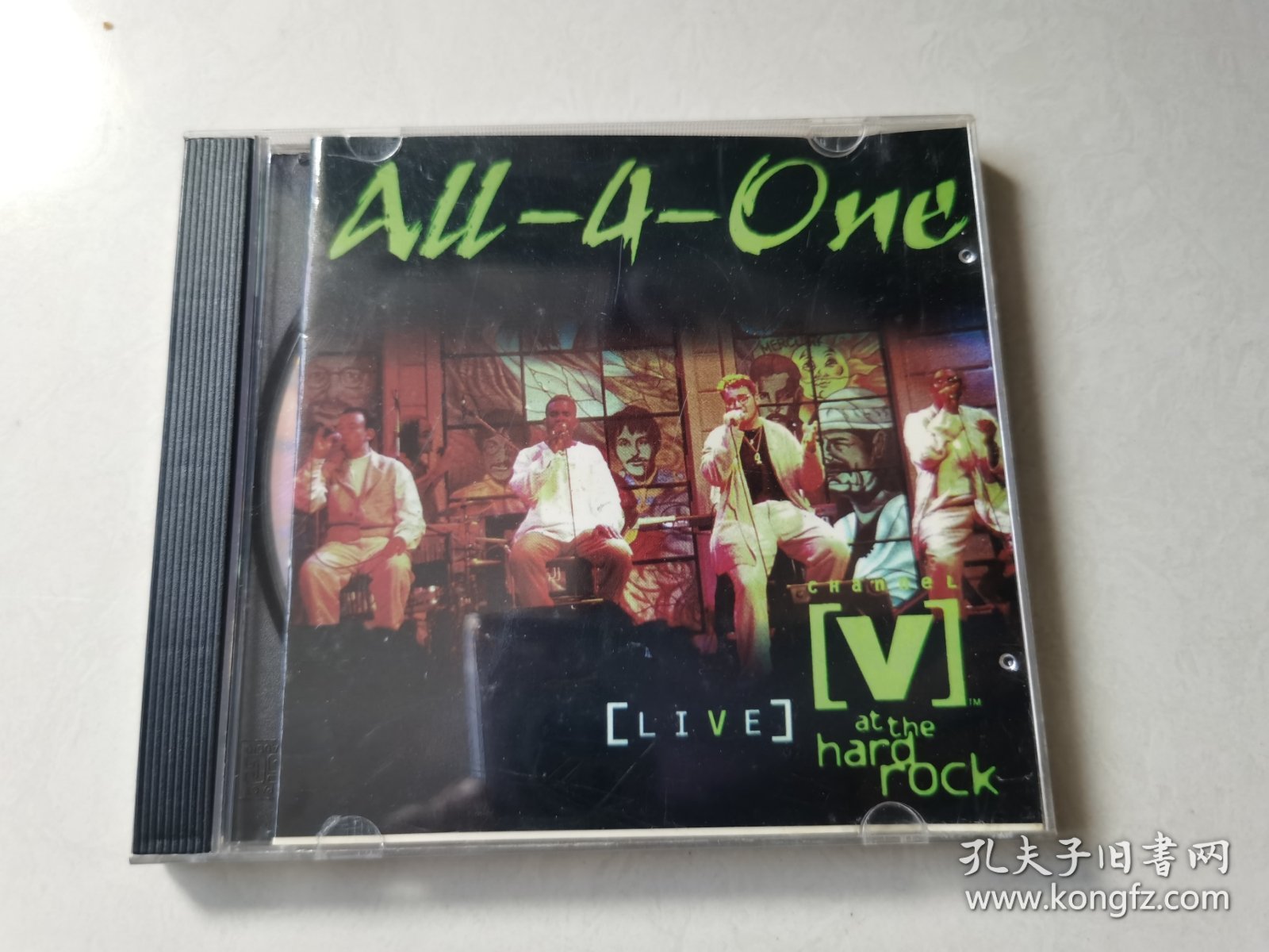 AT THE HARD ROCK LIVE ALL 4 ONE CD一碟【 碟片无划痕】