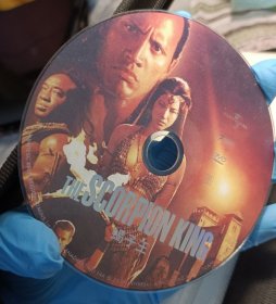 蝎子王 dvd，电影裸碟，划痕较多，不保证卡不卡，不保证播放质量