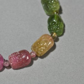 回流 多彩碧玺貔貅手串卡：1.3*09cm重31g