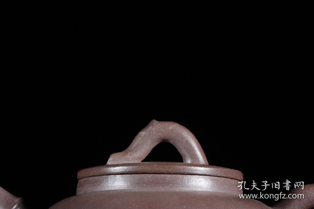 圆执紫砂壶紫砂紫砂壶款识：邵旭茂 清代高 10.2×17.3cm