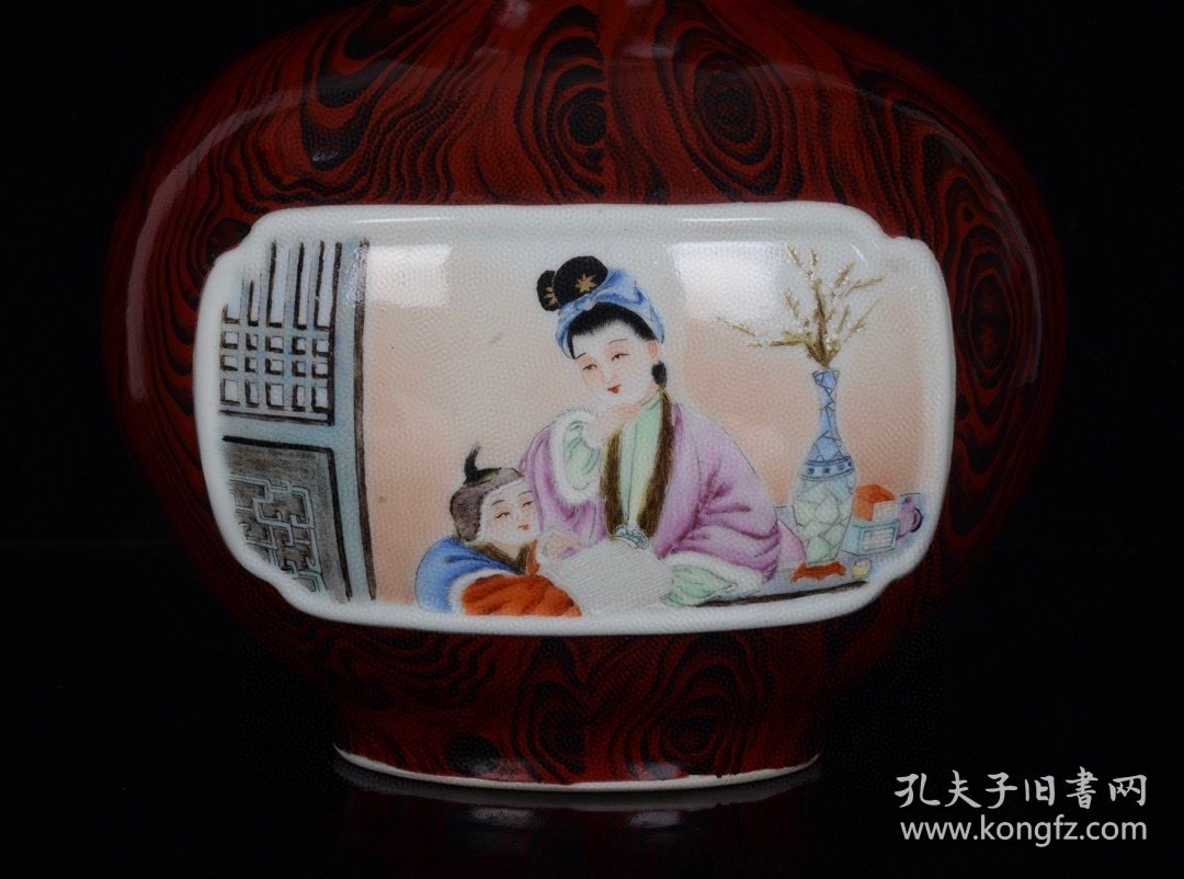 清乾隆木纹釉开窗珐琅彩山水人物图扁葫芦瓶 28.5x18