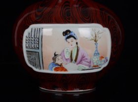 清乾隆木纹釉开窗珐琅彩山水人物图扁葫芦瓶 28.5x18