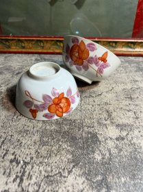 民国江西珍品一枝花小碗一对，开线