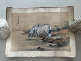 佚名
画工精湛
工笔马
宫廷画风