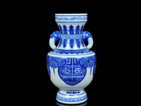 《精品放漏》雍正青花象耳瓶——清代瓷器收藏
