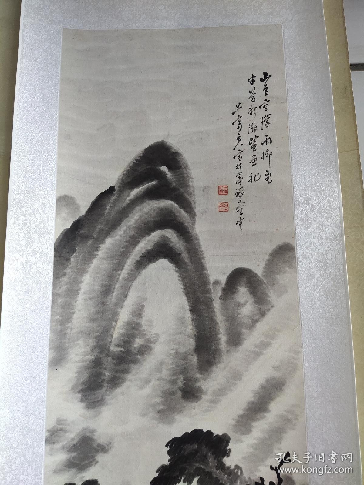 漂亮清代四尺对开水墨山水画一幅，风雨归舟图，题字，山色空蒙雨脚飞，一篙新涨鮆鱼祀36*133CM
