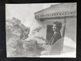1970年代《老照片》精致的短发女子