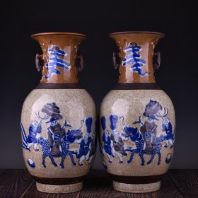 明成化青花釉里红麒麟送子纹双耳对瓶