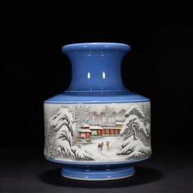 五六十年代于文襄绘粉彩雪景人物纹蓝釉通景瓶    32×21厘米