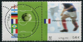 FR3法国邮票2002年五国联发 韩日世界杯足球赛异形 新 2全