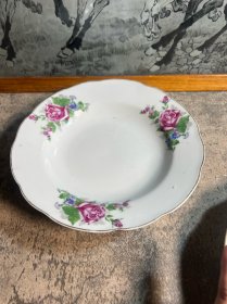 70年代，景德镇灯笼款花卉23厘米折腰折腰盘子4只合售y