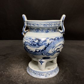 青花香炉，龙行天下
