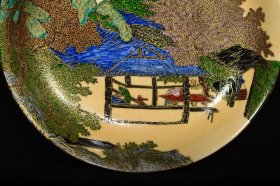 清乾隆年制珐琅彩描金赏盘,高4.8×21.8厘米