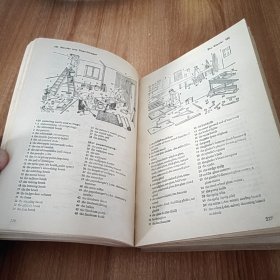 The English Duden ——A Pictorial Dictionary （《大杜登英语图解辞典》678页附录128页1960出版）