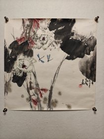 【葛伟】陕西商洛人，中国美协会员，陕西国画院特聘画师，陕西省美协委员，商洛市政协常委，商洛书画院院长。陕西中青年书画展评委。“当代中国画杰出人才奖”，“德艺双馨”优秀艺术家！作品多次入选全国美展并获奖中国美协会员，陕西国画院特聘画师，陕西美协会员，商洛书画院院长