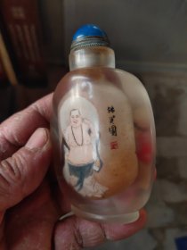 旧藏水晶内画鼻烟壶一个，全品如图。