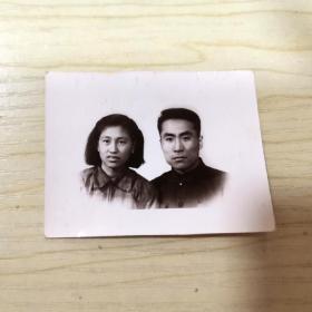 50年代夫妻2寸老照片