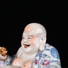 民国曾龙昇造粉彩托宝罗汉佛像 20*22厘米