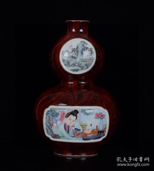 清乾隆木纹釉开窗珐琅彩山水人物图扁葫芦瓶 28.5x18