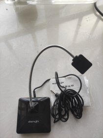 台式麦克风，几尽全新，可以使用，买来一只闲置，外包装仍在。