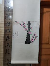 溥媪娱，轴裱，一批铲来的旧画，包手绘。纸间有小损，品相如图，真假自鉴。处理以前买的，不包真假，不折腾。大刀划价勿扰