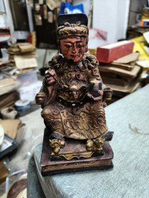 老木雕鎏金神像，品不错