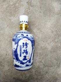 500ml酒瓶(汾阳王酒，瓶盖是塑料的)