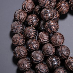 清代 沉香雕团寿纹108佛珠