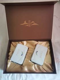 安吉白茶茶叶罐铁皮盒2个合售