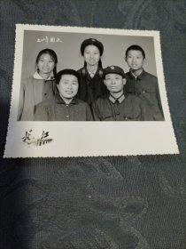 老照片 军人之家1974年