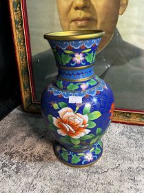70年代左右，猛虎下山景泰蓝花瓶一只y