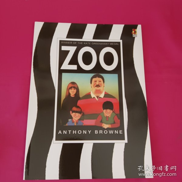 Zoo 《动物园》Winner of the Kate Greenaway Medal 凯特格林纳威奖 