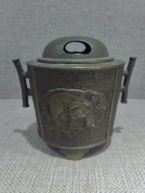 清末民国时期三足铜香炉熏炉，高度10厘米。