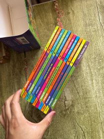 My Weird School Daze 12-Book Box Set (Books 1-12)缺第6册，11本合售