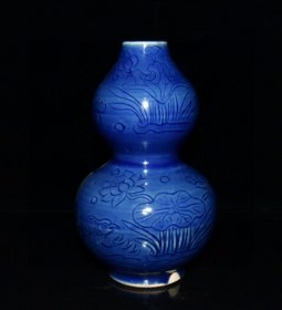 乡下收的元代霁蓝釉雕刻鸳鸯戏水葫芦瓶【20.3x12cm】