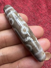 有些年头 藏传 巩朱砂九眼老天珠 58*14毫米