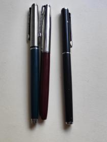 老钢笔3支