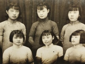 民国旗袍美女老照片(发型和衣服各异，很有民国范)