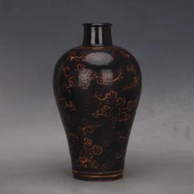 吉州窑黑釉彩绘缠枝莲梅瓶