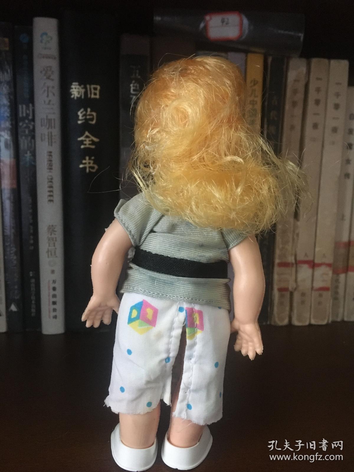 编号42号库存怀旧穿衣胶皮娃娃 库存品
