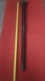 刻花剑鞘一把