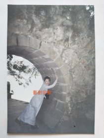 二000年美女游雁荡山照片(17)
