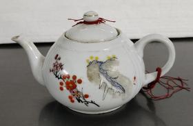 50年代手绘梅花瓷器茶壶白瓷细腻画工老到栩栩如生