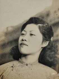 民国气质时髦美女