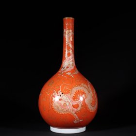 旧藏清康熙珊瑚红描金龙纹胆瓶