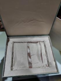 为藏品量物定制锦盒