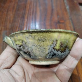 巩县窑黄釉小碗