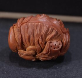 多子多孙橄榄核雕莲蓬青蛙莲蓬