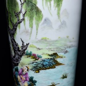 清雍正粉彩鱼家乐纹梅瓶尺寸38*16厘米