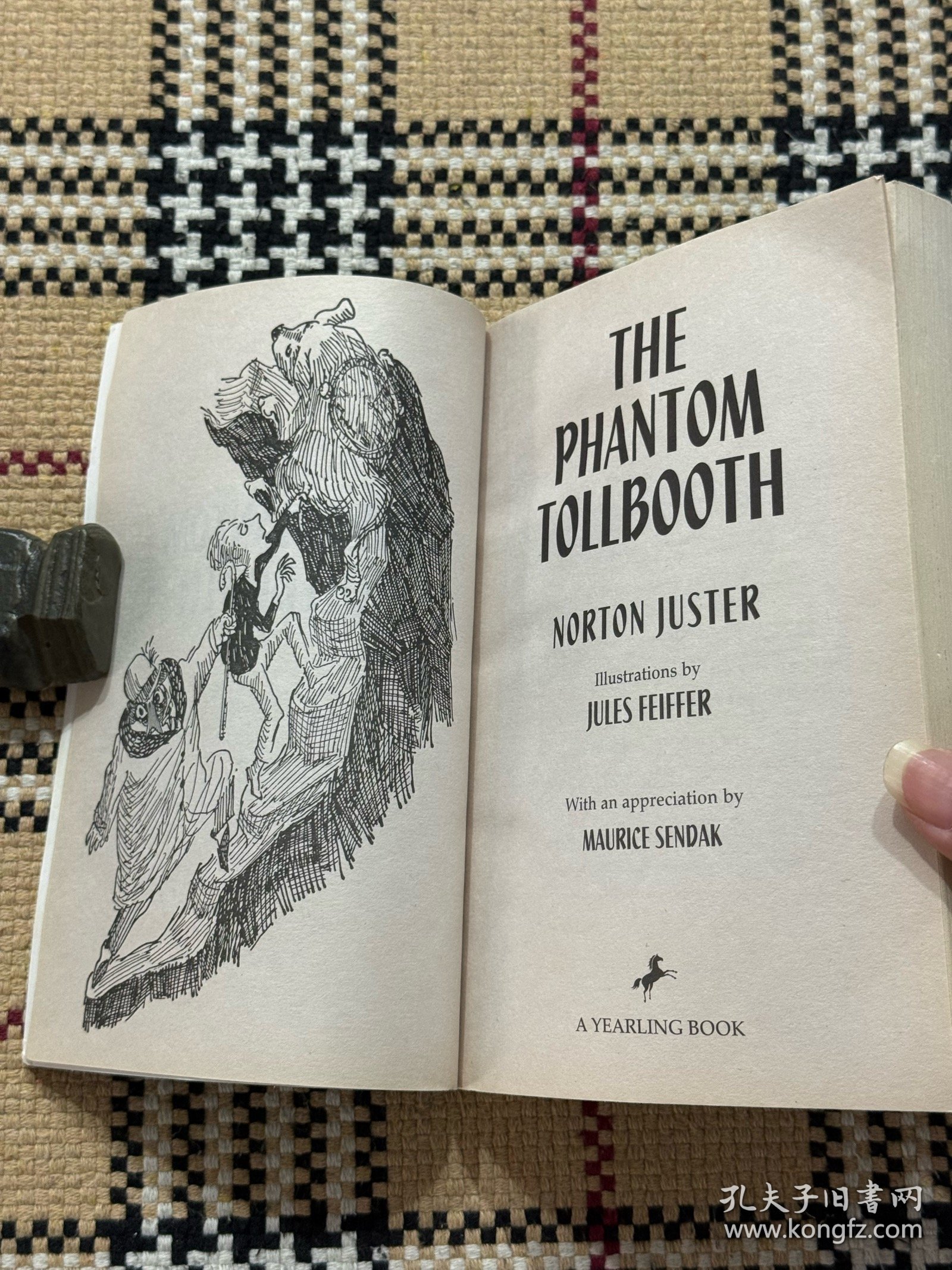 【英文】【儿童读物】 The Phantom Tollbooth（插画本） 品相自鉴